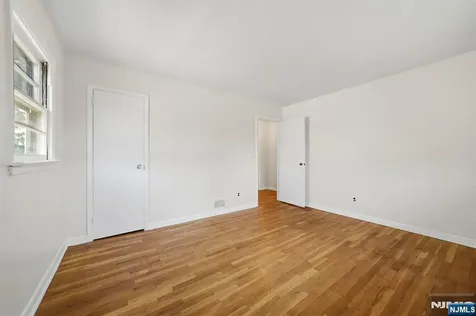 26 Briar Lane Nutley NJ 07110