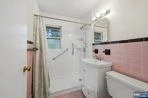 26 Briar Lane Nutley NJ 07110
