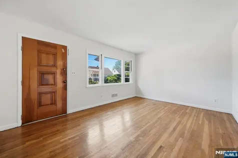 26 Briar Lane Nutley NJ 07110