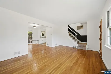 26 Briar Lane Nutley NJ 07110