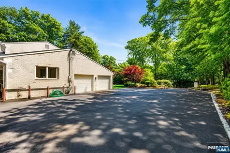 690 Soldier Hill Road Oradell NJ 07649