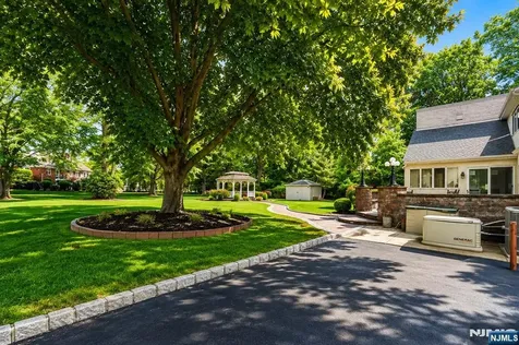 690 Soldier Hill Road Oradell NJ 07649