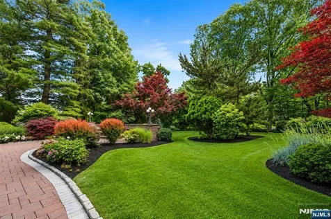 690 Soldier Hill Road Oradell NJ 07649