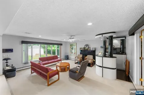 690 Soldier Hill Road Oradell NJ 07649