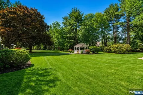 690 Soldier Hill Road Oradell NJ 07649