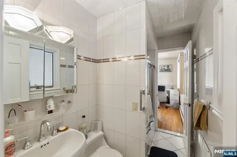 690 Soldier Hill Road Oradell NJ 07649