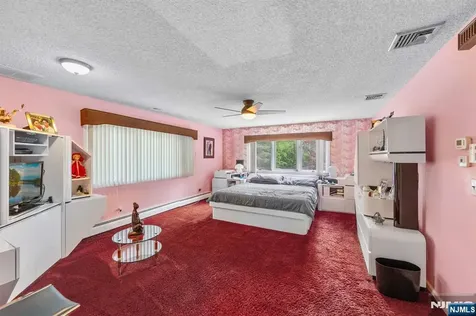 690 Soldier Hill Road Oradell NJ 07649