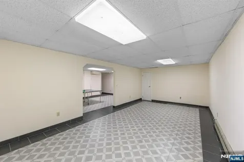 690 Soldier Hill Road Oradell NJ 07649