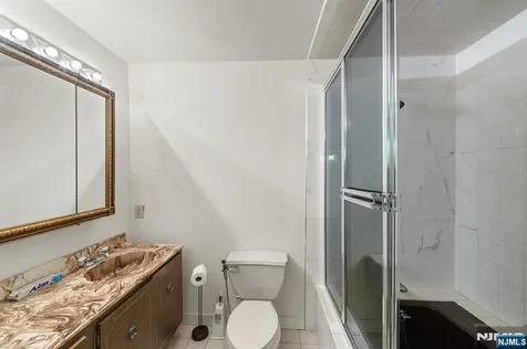690 Soldier Hill Road Oradell NJ 07649