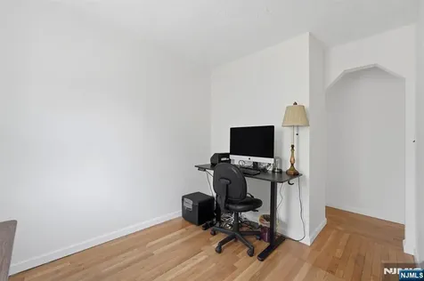 73 Highland Avenue Bergenfield NJ 07621