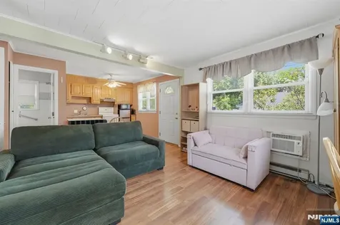 73 Highland Avenue Bergenfield NJ 07621