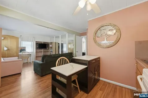 73 Highland Avenue Bergenfield NJ 07621