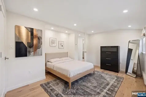 73 Highland Avenue Bergenfield NJ 07621