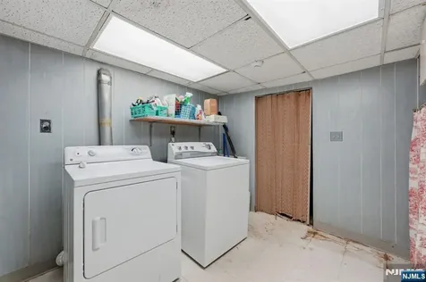 73 Highland Avenue Bergenfield NJ 07621
