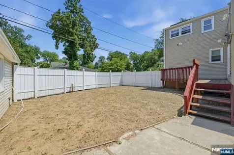 73 Highland Avenue Bergenfield NJ 07621