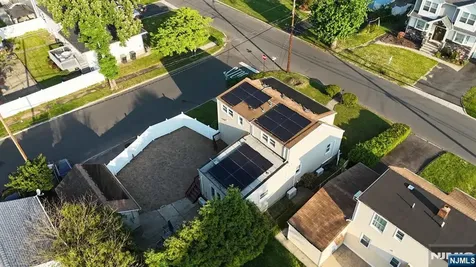 73 Highland Avenue Bergenfield NJ 07621