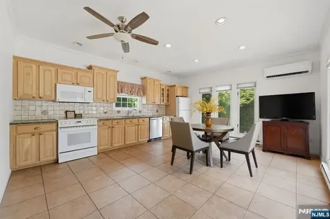 73 Highland Avenue Bergenfield NJ 07621