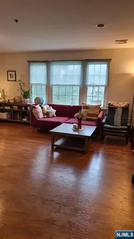 280 Grand Avenue Palisades Park NJ 07650