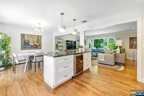 369 Voorhis Avenue Wyckoff NJ 07481