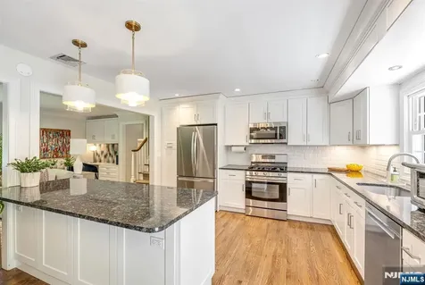 369 Voorhis Avenue Wyckoff NJ 07481