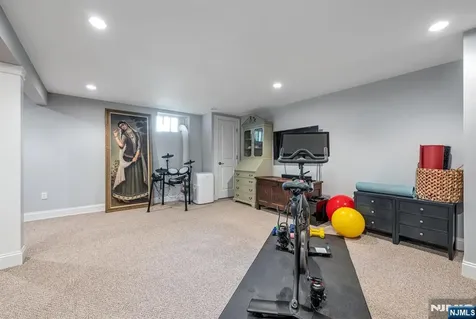 369 Voorhis Avenue Wyckoff NJ 07481