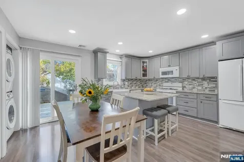 39 Delaware Road West Milford NJ 07421
