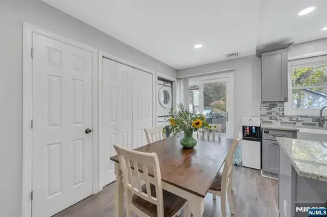 39 Delaware Road West Milford NJ 07421