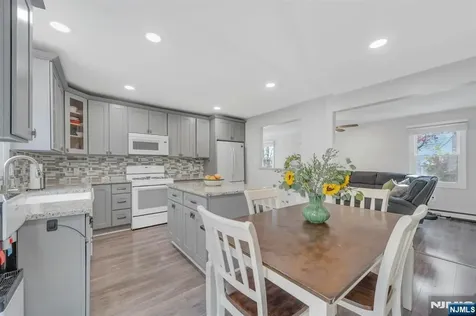 39 Delaware Road West Milford NJ 07421