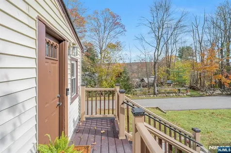 39 Delaware Road West Milford NJ 07421