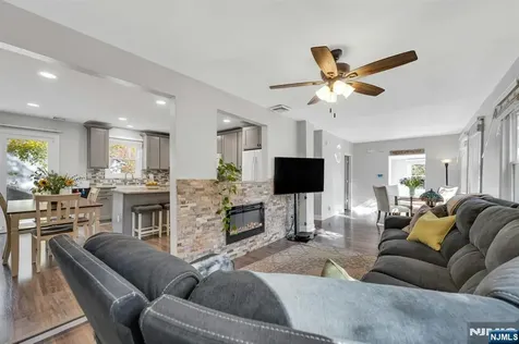 39 Delaware Road West Milford NJ 07421