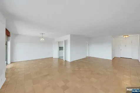 1530 Palisade Avenue Fort Lee NJ 07024