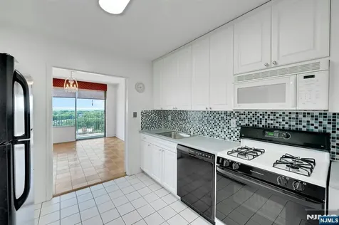 1530 Palisade Avenue Fort Lee NJ 07024