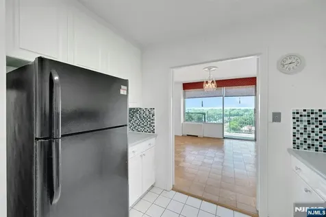 1530 Palisade Avenue Fort Lee NJ 07024