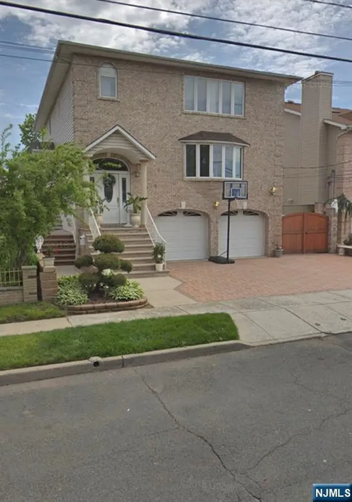 313 Copeland Avenue Lyndhurst NJ 07071