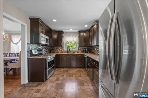 66 Fischer Avenue Nutley NJ 07110