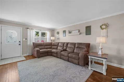 66 Fischer Avenue Nutley NJ 07110