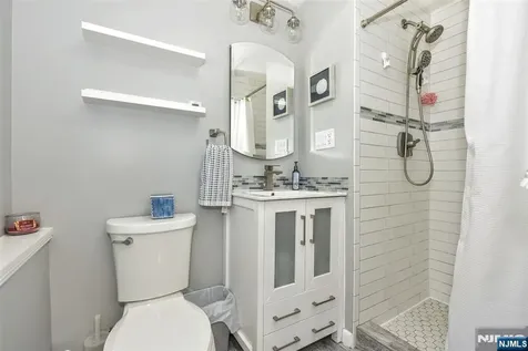 202 Lake Shore Drive Par-troy Hills Twp. NJ 07034
