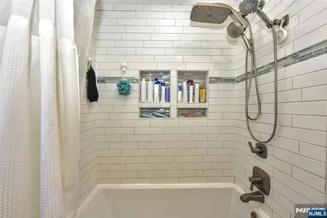 202 Lake Shore Drive Par-troy Hills Twp. NJ 07034