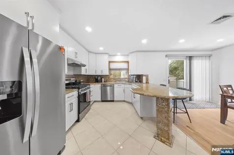 62 Sycamore Road Dumont NJ 07628
