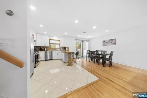 62 Sycamore Road Dumont NJ 07628