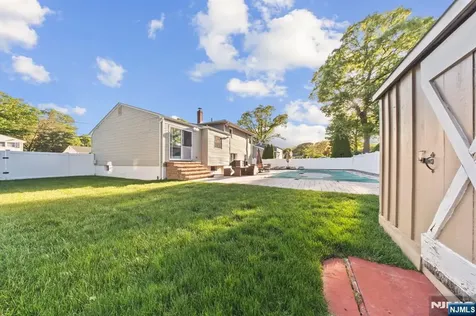62 Sycamore Road Dumont NJ 07628