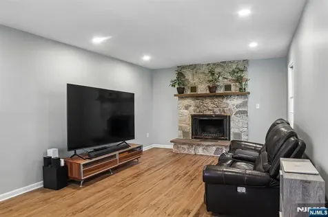 153 Smallwood Avenue Belleville NJ 07109