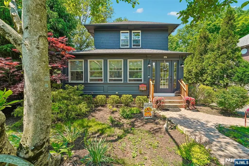 173 Myrtle Avenue Allendale NJ 07401