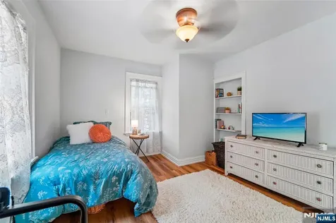 173 Myrtle Avenue Allendale NJ 07401