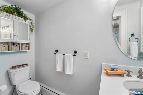 173 Myrtle Avenue Allendale NJ 07401