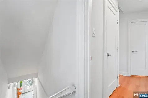 173 Myrtle Avenue Allendale NJ 07401