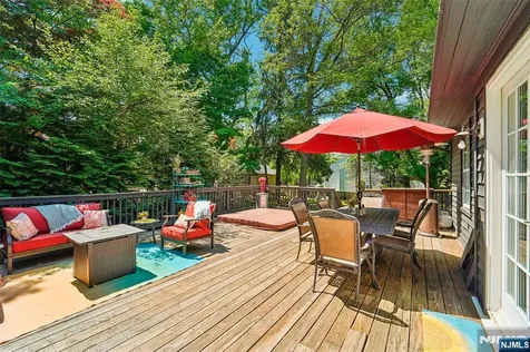 173 Myrtle Avenue Allendale NJ 07401