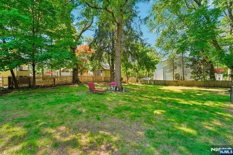 173 Myrtle Avenue Allendale NJ 07401