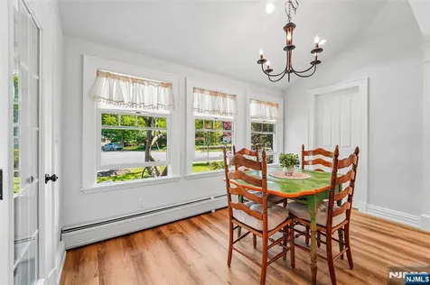 173 Myrtle Avenue Allendale NJ 07401