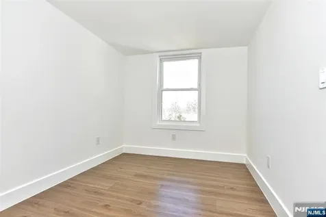 100 Chestnut Street Rochelle Park NJ 07662